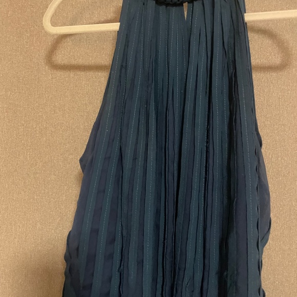 Blue tank - Picture 3 of 4